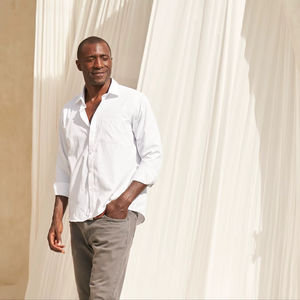 เสื้อทักซิโด้ชายคุณภาพสูง แบรนด์ BEAM กระดุมหุ้มผ้า แขนยาว คอวี ผ้าฝ้าย 40% โพลีเอสเตอร์ 60% เหมาะสำหรับฤดูร้อน สวมใส่ในโอกาสที่เป็นทางการ - Product Image 4