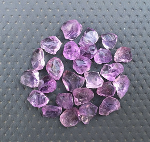 Lot de 10 pièces de 12 à 16 mm d'améthyste rose pierre brute améthyste naturelle cristal brut fabrication de bijoux en pierres précieuses en vrac - Product Image 2