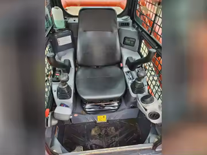 NUEVA Minicargadora de Orugas KUBOTA SVL 95-2s 2023, Carga Nominal de 4 Toneladas, con Rodamientos y Caja de Cambios - Product Image 6