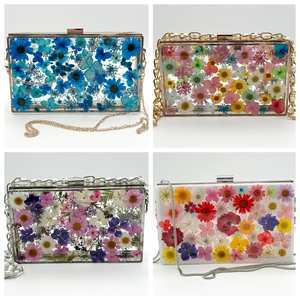 Pochette exclusive en résine acrylique |   Sac à main de soirée pour femmes de marque |   Mariage de luxe, fête et mariée - Product Image 2