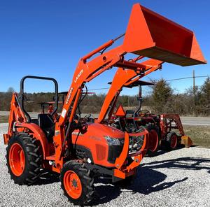 2021 KUBOTA L2501 25HP MODELO TRACTOR CON ACCESORIO DISPONIBLE - Product Image 1
