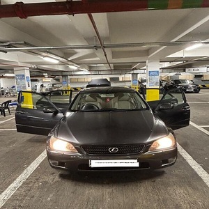 LEXUS IS 2004 USADO, Volante a la Izquierda/Derecha - Product Image 1