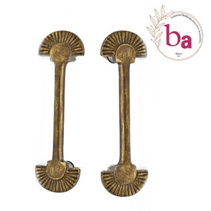 มือจับลิ้นชักตู้เหล็กหล่อแบบประตูบานครึ่งทำจากทองเหลืองโบราณสำหรับตู้เสื้อผ้าห้องนอนและตู้แต่งตัวห้องครัว - Product Image 1