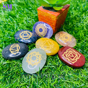 Ensemble de cristaux de guérison gravés à sept chakras pour reiki et cristaux de guérison, fournisseur de pierres précieuses de haute qualité - Product Image 3