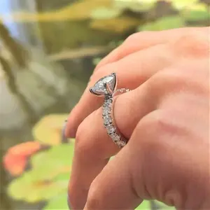 Bague de fiançailles en moissanite TISHYA DIAMOND 4CT, argent sterling, style vintage, sertie à griffes, pour mariage, anniversaire, cadeau de fête - Product Image 5