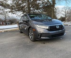 Honda Odyssey 2022 d'occasion en excellent état - Product Image 2
