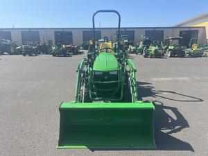 รถแทรกเตอร์ขนาดเล็ก 1025R 2025 ยี่ห้อจอห์นเดียร์ 24 แรงม้า ขับเคลื่อน 4 ล้อ เครื่องยนต์ดีเซล พร้อมระบบตักดิน ระบบควบคุมระยะไกล ระบบขับเคลื่อนอัตโนมัติ รับประกันเครื่องยนต์ 2 ปี - Product Image 2