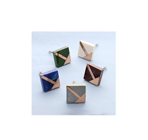 Poignée de meuble en bois et résine au look attrayant, taille personnalisable, produit fait main, vente chaude, poignée de tiroir pour meubles de maison - Product Image 2