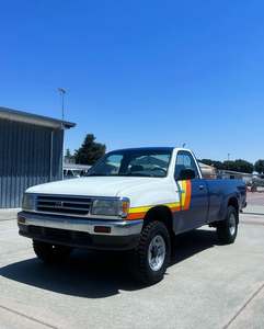 4x4 1984/1985/1993/1988/1986/1989/2016/2017/2018/2025 Toyota Pick up HZJ 79 Single Cab 4.2l diesel Pick Up en venta - Product Image 4