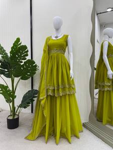 Traje Sharara y Palazzo de Seda Banarsi con Diseño Étnico Indio y Pakistaní, Tela Pesada Moderna con Dupatta a Bajo Precio - Product Image 5
