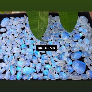 Cabines arc-en-ciel ovales en pierre de lune de qualité AAA, paquet de 8 pièces. Cabochons de bonne qualité code AAAA, cabochon en pierre de lune - Product Image 2