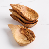 Assiette artisanale haut de gamme en bois d'olivier tunisien, marron vintage, motif uni, design classique en forme de goutte d'eau, écologique, ArtisRaw Party