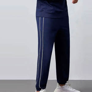 Vêtements de mode en gros, survêtements pour hommes en stock, survêtements pour hommes de qualité supérieure, professionnels - Product Image 6