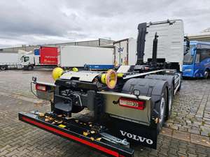 Nuevo Camión Tractor Volvo FH 460 GLOBETROTT AXLE 6X2-4 2025 con Transmisión Automática, Motor Diésel Euro 6, Camión Volquete - Product Image 3