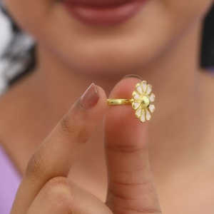 แหวนทอง bramha Kamal ดีไซน์ทันสมัยพร้อมสลักตัดเจ้าหญิงและชุดอัญมณีธรรมชาติในผิวสีโรสโกลด์ - Product Image 3