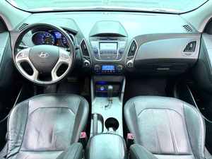 Hyundai Ix35 2.0L 5 places SUV Turbo SUV d'occasion en bon état avec intérieur en cuir et pneus R17 pour une conduite confortable - Product Image 5