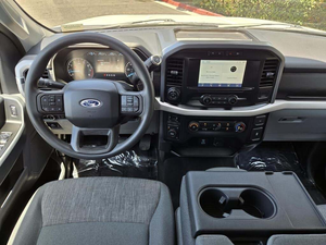 Ford F-150 XLT SuperCrew 2023 Usado en Excelentes Condiciones, Automático, Tracción en las Cuatro Ruedas, Volante a la Izquierda, Interior Oscuro, Control de Crucero Adaptativo, Asientos de Tela R18 - Product Image 5