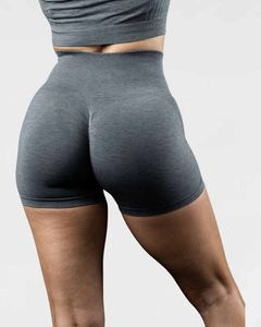 Pantalones cortos de yoga transpirables Super Soft Performance Activewear Biker Shorts para mujeres de talla grande - Product Image 2