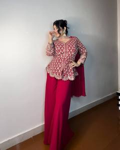 Conjunto de Ropa Festiva de Lujo para Mujer, Top Peplum Bordado en Georgette Premium con Pantalones Palazzo y Dupatta, Marca Unity Luxure - Product Image 3