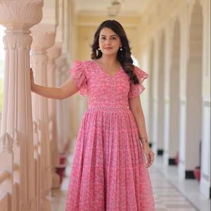 ชุดเดรสผ้าจอร์เจตต์ลายดอกไม้ปักลูกปัด แขนกระดิ่ง แห้งเร็ว เหมาะสำหรับงานเลี้ยงยาวๆ งานแต่งงานแบบอินเดีย - Product Image 6