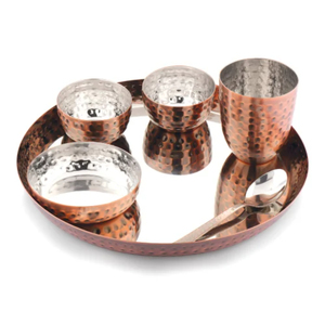 Ensemble de bols et de plateau de forme ronde en métal de qualité supérieure, plaqué or, à texture martelée, pour servir les aliments, en provenance d'Inde - Product Image 3