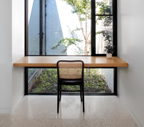 โต๊ะทำงานไม้จริงรูปทรงโค้งมน (แบบเรียว) - Product Image 2