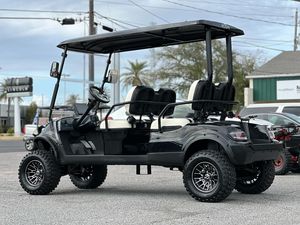 Carrito de Golf Eléctrico Icon de 6 Plazas, Negro con Asientos con Rayas Blancas, Neumáticos Todoterreno, Velocidad de 30 km/h, Alcance de 30 km - Product Image 3