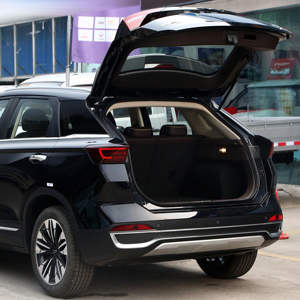 Meilleures ventes : Rétroviseur, plaquettes de frein, tableau de bord Bestune T77, jamais accidenté et prêt à être expédié - Product Image 2