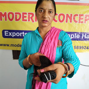 ผมมนุษย์ดิบแท้แบบ100% ผมคนอินเดียผมตรงยาวสีดำยาวนุ่มสลวยสองชั้น - Product Image 2