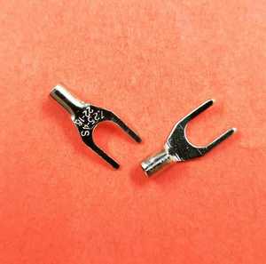 Bornes de câblage en plastique non isolées de type fourche à sertir - Écologiques et faciles à installer - Product Image 3