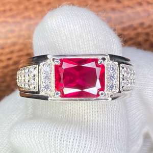 Bague de promesse classique en moissanite, pierre précieuse rouge rubis, taille radiant, taille asscher, unisexe, argent sterling 925 plaqué rhodium, anniversaire - Product Image 1