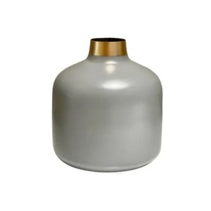 New Arrival Coastal-Style Tabletop Vase Modern Design Metal Iron Customized Size Shape Color Wedding Home Decoration - Product Image 5