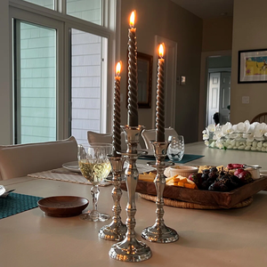 Candelabro de Metal Plateado Único para Decoración de Bodas, Hoteles y Hogar, para Celebración de Pascua - Product Image 2