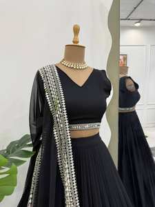 Lehenga Choli de Fiesta para Mujer, Negro, con Hilo de Faux Georgette y Trabajo de Lentejuelas - Product Image 5