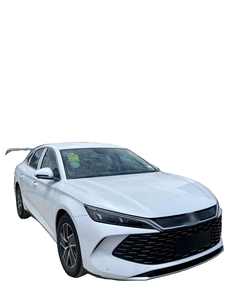 Sedán Eléctrico Usado de Largo Alcance, Fabricado en Japón, Autonomía de >700 km, Carga Rápida, Transmisión Automática, Espacioso para Familias, 90-110 kWh - Product Image 6