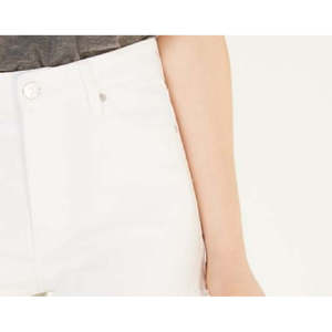 Shorts in denim da donna a vita alta rosa stile celebrità, taglia 15, bianchi, effetto distressed vintage, con bottoni, taglie forti, con strass - Product Image 2