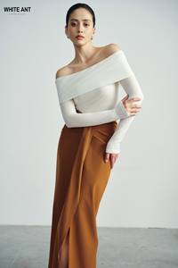 Top de manga larga en blanco y negro para mujer, TOPS DE PUNTO RACHEL con pecho hinchado, hombros descubiertos, ANT BLANCA, etiquetas personalizadas de Vietnam - Product Image 4