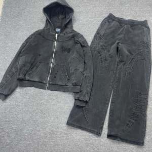 Vintage 380gsm Acid Wash Drawstring <b>Hoodie</b> Sweatsuit | Sunfaded Stone Wash Embroidered Raw Hem Maternity Set - Product Image 3