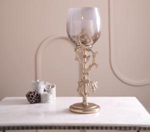 เชิงเทียนโลหะที่ทันสมัยสำหรับการตกแต่งภายในและการค้าขายส่งสำหรับวัตถุประสงค์ปกติ - Product Image 2