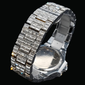 Nouvelle montre mécanique de dernière conception pour hommes avec diamants Vvs Clarity en diamant Moissanite pour une véritable sensation de luxe - Product Image 6