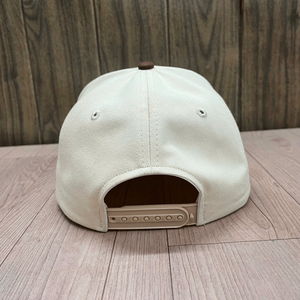 Casquette personnalisée à 5 panneaux en tissu de coton, broderie 3D personnalisée, casquette à visière incurvée inversée, casquettes de baseball en provenance du Vietnam - Product Image 4