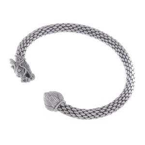 Vente en gros Manchette unisexe en argent sterling avec dragon et lotus Bracelet ajustable fait main Bijoux symboliques Boho Cadeau pour femme - Product Image 4