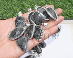 จี้เงินแท้ 925 งานฝีมือสไตล์ชาติพันธุ์ ประดับด้วยพลอยลาวร์กิไนต์ธรรมชาติ เหมาะสำหรับงานหมั้น งานแต่งงาน และงานเลี้ยง - Product Image 4