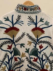 Suzani ปลอกผ้านวมปักลายดอกไม้เสื้อโค้ท suzani ทำด้วยมือสำหรับผู้หญิง - Product Image 3