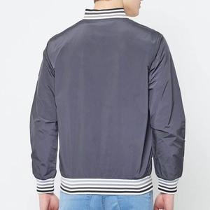 Chaqueta Bomber Personalizada OEM, Informal, Unisex, Estilo Urbano, Camuflaje, Primavera, Vintage, Cortavientos, 2025 - Product Image 6