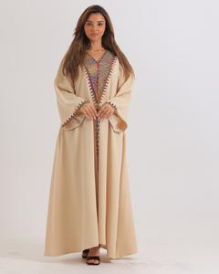 Vente en gros Abaya en satin de luxe personnalisée pour femmes vêtements islamiques de haute qualité manches à volants taille libre pour les petites musulmanes de Dubaï - Product Image 1