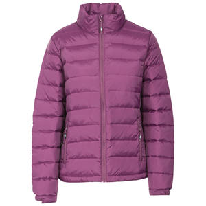 Chaqueta acolchada con aislamiento para mujer que proporciona una calidez superior y protección contra la intemperie, ideal para deportes de invierno - Product Image 6