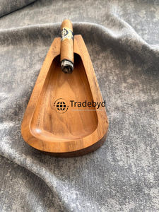 Tradebyd Cendrier en bois fait main Cendrier en bois naturel rustique pour patio extérieur Bar Café Bureau Fumer - Product Image 3