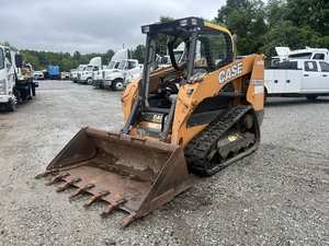 Chargeuse compacte sur pneus TR270 2017 - Mini-chargeuse frontale compacte avec moteur FPT et roulement, moteur et boîte de vitesses économes en carburant, polyvalente - Product Image 2