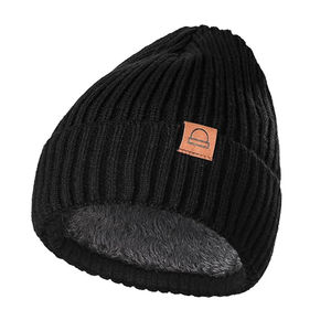 Bonnets jacquard personnalisés tendance avec revers, design tricoté élégant, parfaits pour le streetwear et la mode, bonnets en laine classiques personnalisés - Product Image 2